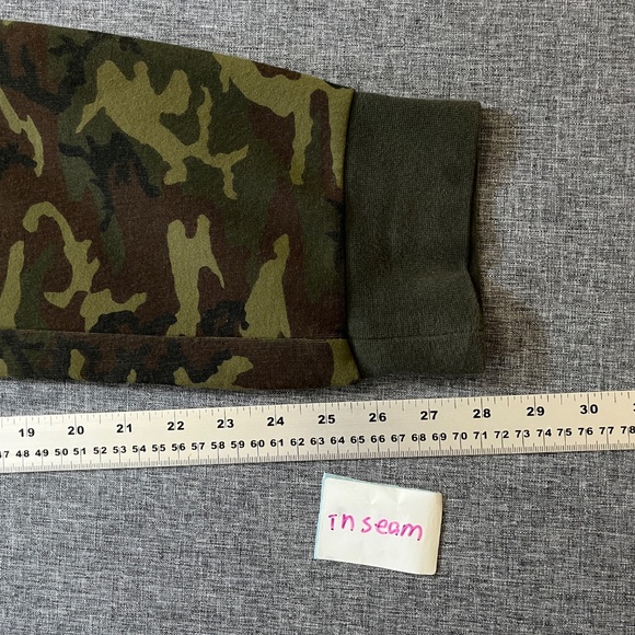 Nike Tech Fleece Camo Jogger Pants - Men's Size L - Green - Picture 11 of 12